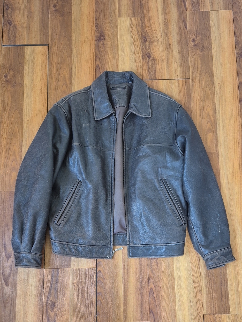 Roundtree & Yorke Dark Brown Leather Bomber Jacket
